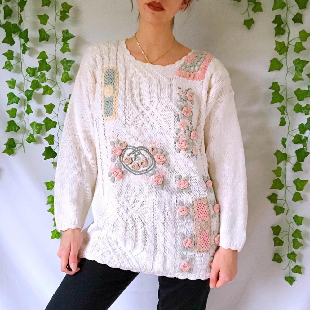 Vintage 80s cottagecore grandmacore cable knit sweater - Picture 2 of 4
